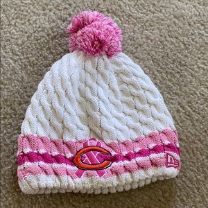 Chicago Bears breast cancer beanie